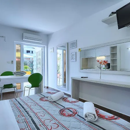 Apartment Nika-9 By Interhome *