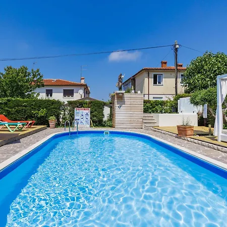 Nika-9 By Interhome * Umag