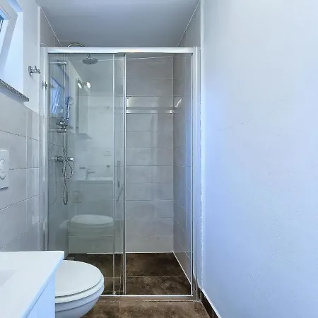 Nika-9 Appartement *