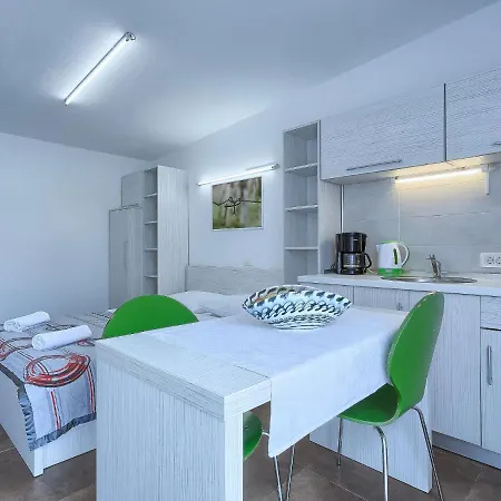 Nika-9 By Interhome * Umag