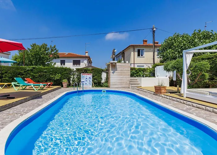 Nika-9 By Interhome * Umag